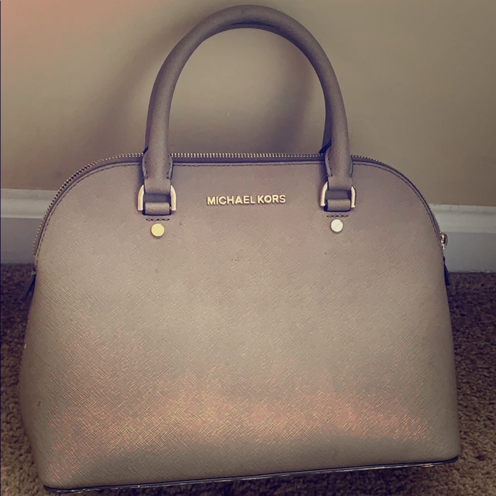 MK PURSE